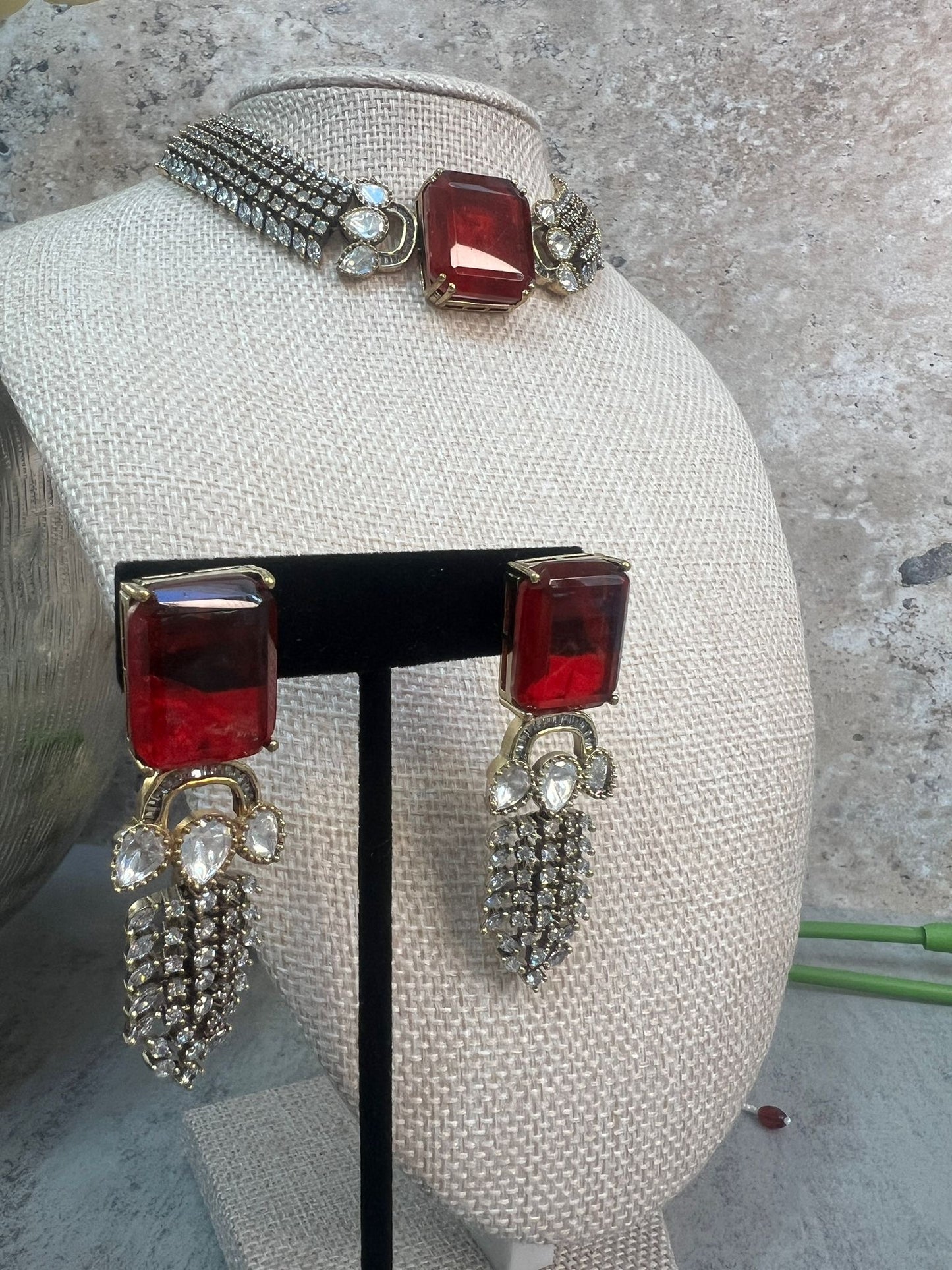Scarlet Glam
